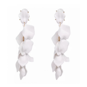 Akrylové náušnice s bielymi lupienkami – Elegant Waterfall White