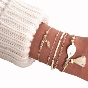 Eurocharms Sada náramkov s mušľou a korálikmi – 5 kusov