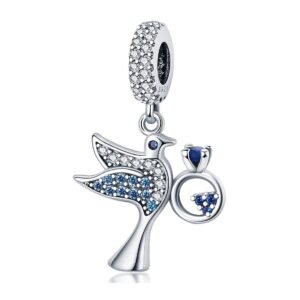 Strieborný prívesok S925 Holubica s Prsteňom