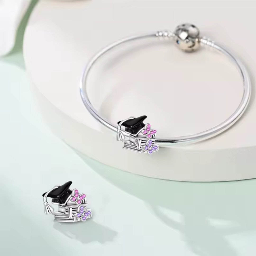 Eurocharms Strieborný Prívesok S925 Absolventská Čiapka, Knihy, Motýle – Obrázok 3