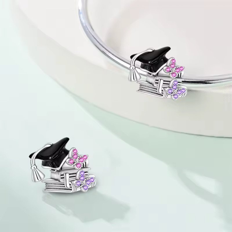 Eurocharms Strieborný Prívesok S925 Absolventská Čiapka, Knihy, Motýle – Obrázok 2