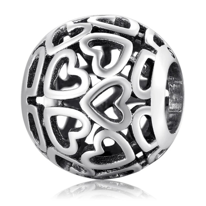 Eurocharms Strieborný Prívesok S925 Streiborné Prelamované Srdce