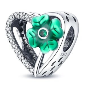 Strieborný prívesok S925 Srdce so Štvorlístkom