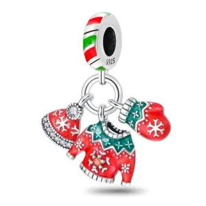 Eurocharms Strieborný Prívesok S925 Vianočný Sveter, Čiapka a Rukavica