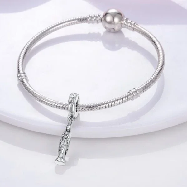 Strieborný prívesok S925 charms Panna Mária, Matka Božia – Obrázok 3
